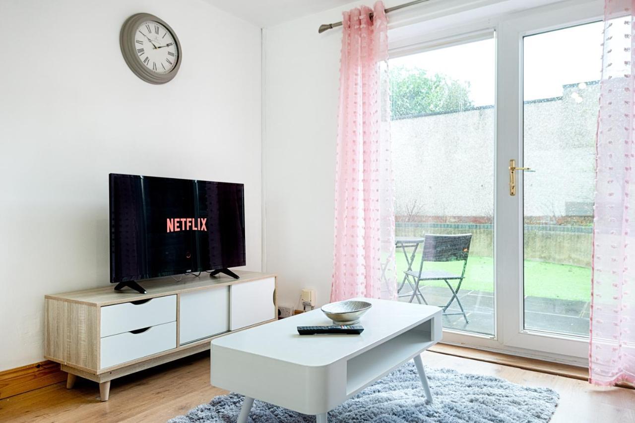 Private Parking, Garden, Close To Beach! Swansea Exterior foto